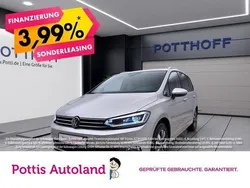 Silber Gebraucht 2023 VW Touran Move Van / Kleinbus | 34.777 € (Guter Preis)
