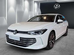 Pure white Neu 2025 VW Passat Business Kombi | 65.900 €