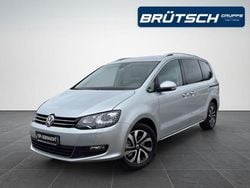 Reflexsilber Gebraucht 2021 VW Sharan Active Van / Kleinbus | 32.480 € (Fairer Preis)