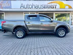 Grün Gebraucht 2019 Mitsubishi L200 Diamant Edition Abholung | 13.999 € (Fairer Preis)