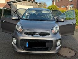 Grau Gebraucht 2016 Kia Picanto DREAM-TEAM Edition Kleinwagen | 6.799 € (Guter Preis)
