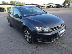 Grau Gebraucht 2016 VW Golf VII Allstar Limousine | 18.500 € (Etwas zu teuer)