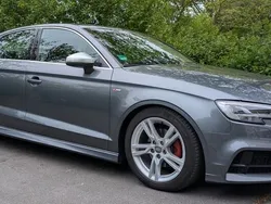 Grau Gebraucht 2019 Audi A3 S-Line Limousine | 22.000 € (Fairer Preis)