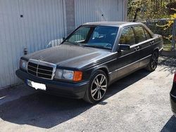 Schwarz Gebraucht 1991 Mercedes 190 Limousine | 9.650 €