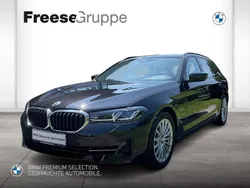 Schwarz Gebraucht 2022 BMW 530e Sport Line Kombi | 35.890 € (Guter Preis)