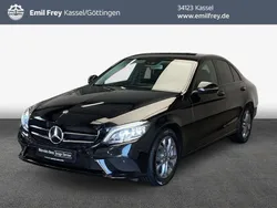 Obsidianschwarz metallic Gebraucht 2019 Mercedes C220 Avantgarde Limousine | 25.650 € (Fairer Preis)