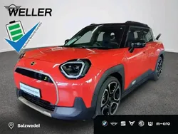 Rot Gebraucht 2024 Mini Aceman SUV | 35.180 € (Fairer Preis)