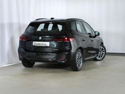 Black sapphire metallic (schwarz) Gebraucht 2025 BMW 218 M Sport Limousine | 33.560 € (Etwas zu teuer)