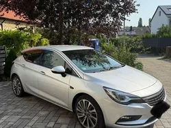Silber Gebraucht 2018 Opel Astra Ultimate Limousine | 14.990 € (Fairer Preis)