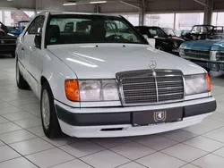 Mercedes 230