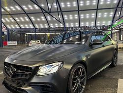 Schwarz Gebraucht 2019 Mercedes E63S AMG Limousine | 69.990 €