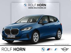 Phytonicblau metallic Gebraucht 2024 BMW 218 Active Tourer Van / Kleinbus | 27.720 € (Superpreis)