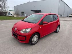 Rot Gebraucht 2012 VW up! move up! Kleinwagen | 2.300 € (Guter Preis)