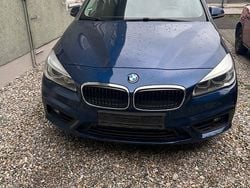 Blau Gebraucht 2016 BMW 218 Gran Tourer Van / Kleinbus | 11.000 € (Fairer Preis)