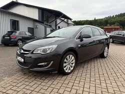 Karbonschw graphitschw midnigh Gebraucht 2014 Opel Astra Exklusiv Kombi | 5.490 € (Guter Preis)