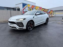 Weiß Gebraucht 2020 Lamborghini Urus SUV | 177.850 €