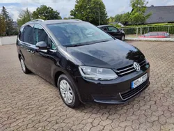 Schwarz Gebraucht 2016 VW Sharan Van / Kleinbus | 18.990 €