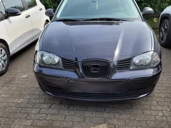 Schwarz Gebraucht 2005 Seat Ibiza | 650 €