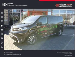 Schwarz Gebraucht 2022 Toyota Proace Verso Team Kombi | 39.990 € (Superpreis)