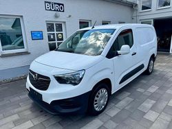 Weiß Gebraucht 2019 Opel Combo Edition Van / Kleinbus | 8.789 €