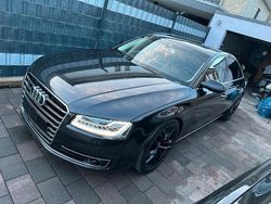 Schwarz Gebraucht 2015 Audi A8 Comfort Limousine | 22.500 € (Fairer Preis)