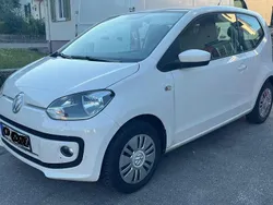 Weiß Gebraucht 2015 VW up! move up! Kleinwagen | 3.990 € (Guter Preis)