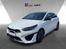 (hw2) deluxe white m Neu 2025 Kia Ceed GT GT-Line Limousine | 30.390 € (Fairer Preis)