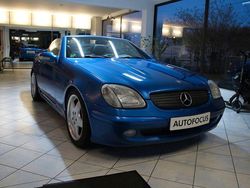 Blau Gebraucht 2001 Mercedes SLK230 AMG Cabrio | 6.490 € (Etwas zu teuer)