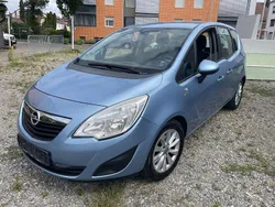 Blau Gebraucht 2013 Opel Meriva Selection Van / Kleinbus | 2.780 € (Guter Preis)