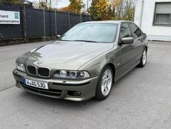 Gold Gebraucht 2001 BMW 530 M Sport Limousine | 19.950 €