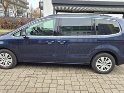 Blau Gebraucht 2014 VW Sharan Van / Kleinbus | 9.999 € (Guter Preis)