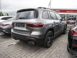 Grau Gebraucht 2024 Mercedes GLB220 AMG SUV | 48.470 € (Fairer Preis)