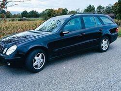 Schwarz Gebraucht 2003 Mercedes E240 Classic Kombi | 1.400 € (Fairer Preis)