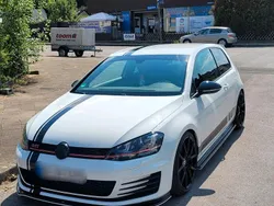 Weiß Gebraucht 2016 VW Golf GTI Coupé | 22.000 €