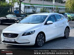 White solid (ice white) / so Gebraucht 2012 Volvo V40 Momentum Kombi | 7.999 € (Guter Preis)