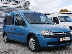 Blau Gebraucht 2002 Opel Combo Van / Kleinbus | 3.490 € (Teuer)