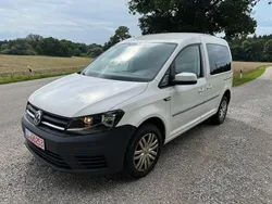 Weiß Gebraucht 2017 VW Caddy Trendline Van / Kleinbus | 8.990 € (Teuer)