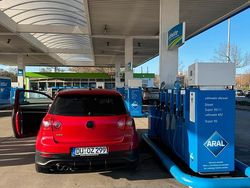 Rot Gebraucht 2006 VW Golf V GTI Coupé | 5.800 € (Teuer)