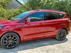 Rot Gebraucht 2018 Ford Kuga ST-Line SUV | 14.000 € (Fairer Preis)