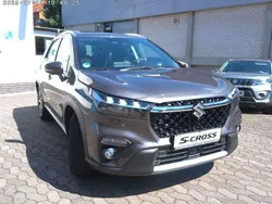 Titan dark gray Gebraucht 2022 Suzuki SX4 S-Cross Comfort+ SUV | 25.490 € (Etwas zu teuer)
