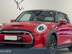 Rot Gebraucht 2022 Mini Cooper SE Classic Kleinwagen | 16.990 € (Fairer Preis)