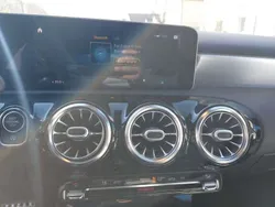 Weiß Gebraucht 2018 Mercedes A250 Limousine | 23.111 € (Fairer Preis)