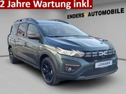 Zedergrün Neu 2025 Dacia Jogger Extreme Kombi | 23.680 € (Etwas zu teuer)