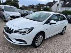 Weiß Gebraucht 2018 Opel Astra Edition Kombi | 6.499 € (Guter Preis)