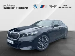Schwarz Gebraucht 2024 BMW 520 M Sport Limousine | 51.987 € (Superpreis)