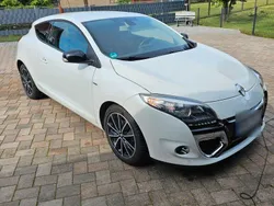 Weiß Gebraucht 2012 Renault Mégane Coupé Bose Edition Coupé | 6.699 €