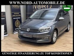 Indiumgrau metallic (metallic) Gebraucht 2021 VW Touran Comfortline Van / Kleinbus | 22.490 € (Guter Preis)