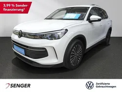 Weiß Gebraucht 2024 VW Tiguan Life SUV | 34.880 € (Fairer Preis)