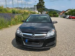 Schwarz Gebraucht 2009 Opel Astra Kleinwagen | 2.400 € (Fairer Preis)