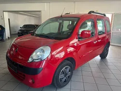 Rot Gebraucht 2012 Renault Kangoo Happy Family Van / Kleinbus | 5.990 € (Etwas zu teuer)